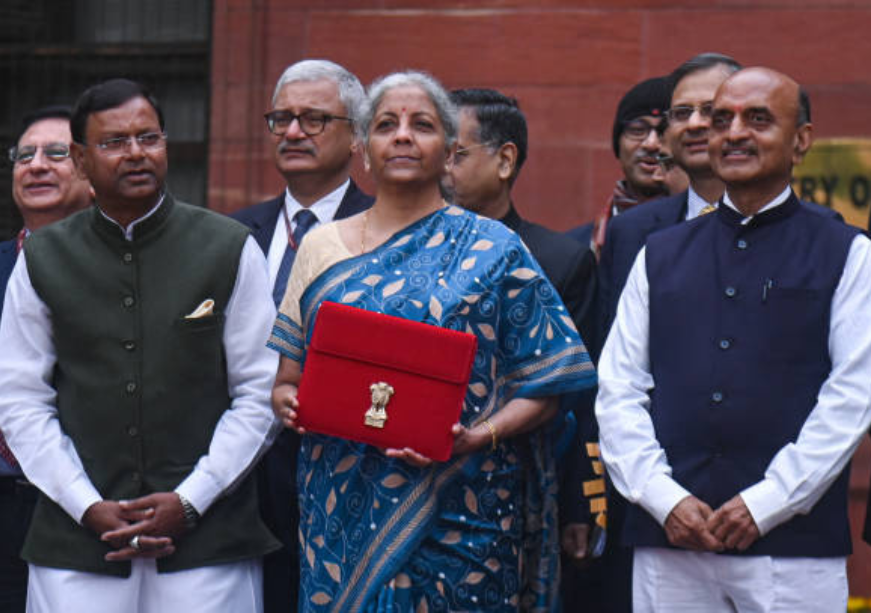 बजट 2024 : देश के विकास के लिए टेक्नोलॉजी के इस्तेमाल को लेकर बढ़ता रूझान  